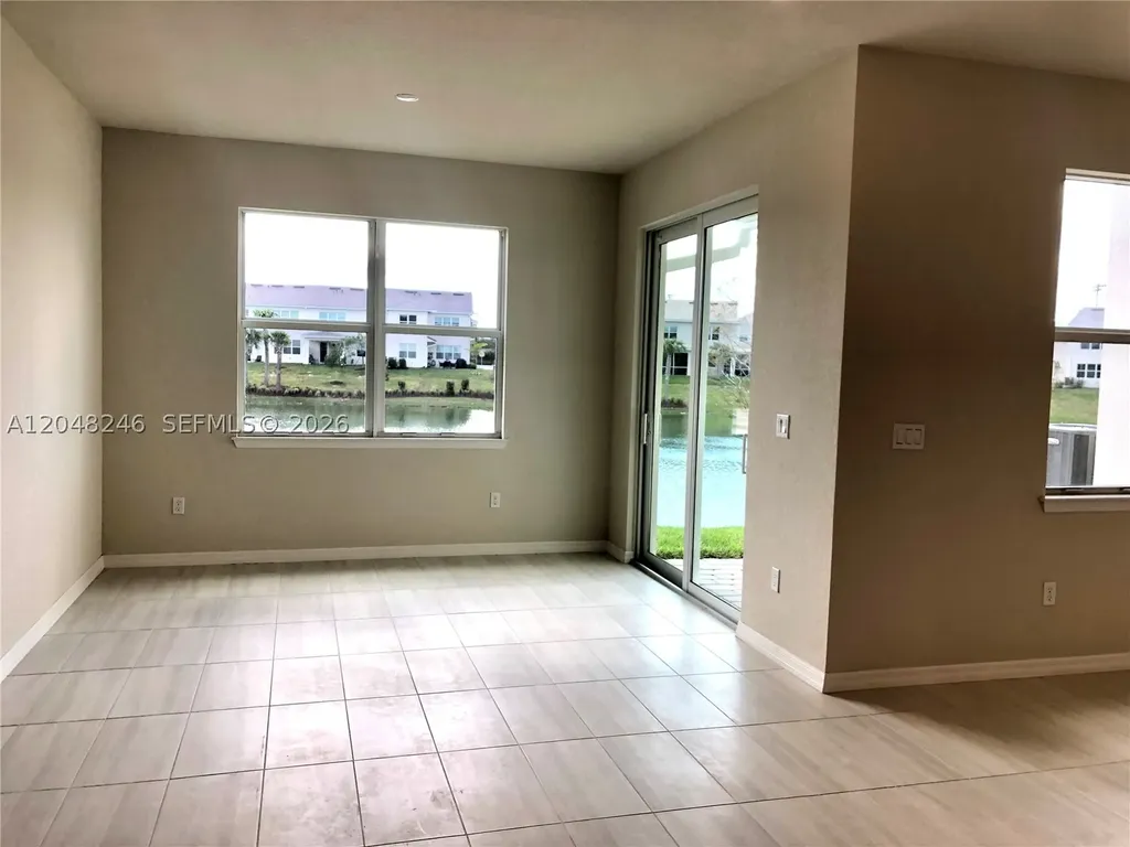 4984 Greenway Drive Hollywood FL 33021