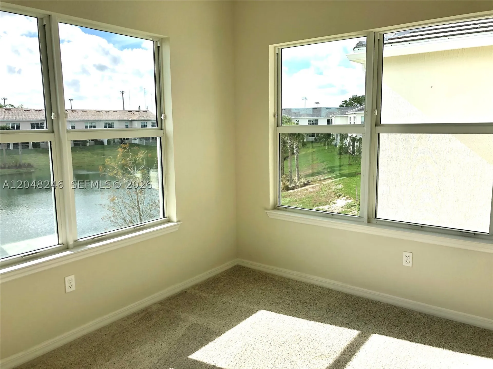 4984 Greenway Drive Hollywood FL 33021