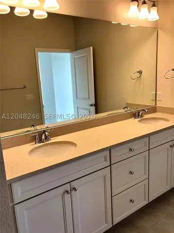 4984 Greenway Drive Hollywood FL 33021
