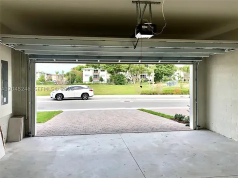 4984 Greenway Drive Hollywood FL 33021