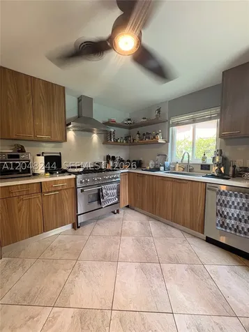 12125 NE 2nd Avenue North Miami FL 33161