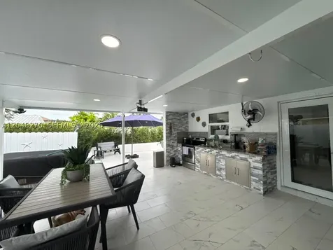 14305 SW 182nd Terrace Miami FL 33177