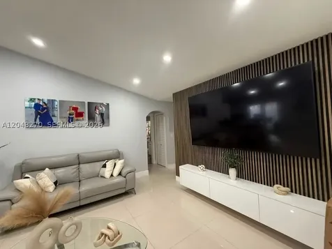 14305 SW 182nd Terrace Miami FL 33177