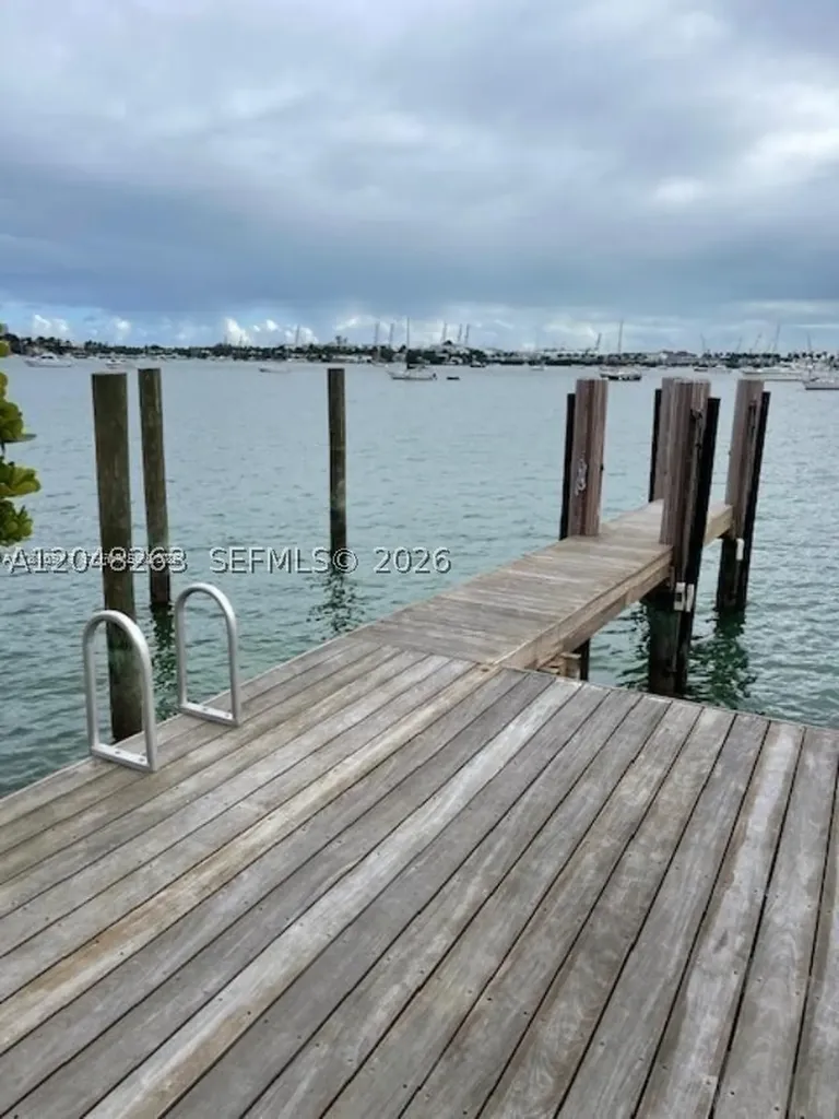 1140 Venetian Way Miami FL 33139