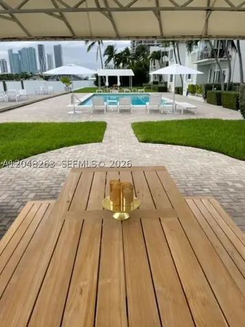 1140 Venetian Way Miami FL 33139