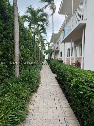 1140 Venetian Way Miami FL 33139