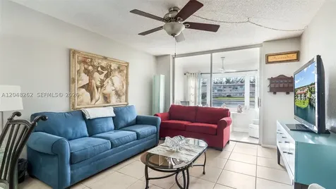 2851 E Sunrise Lakes Drive Sunrise FL 33322