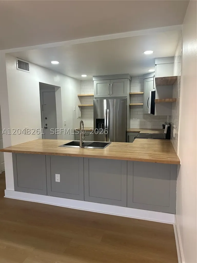 10425 SW 112th Avenue Miami FL 33176