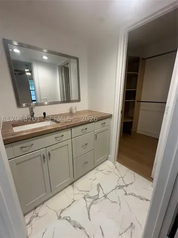 10425 SW 112th Avenue Miami FL 33176