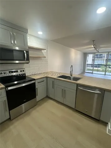10425 SW 112th Avenue Miami FL 33176