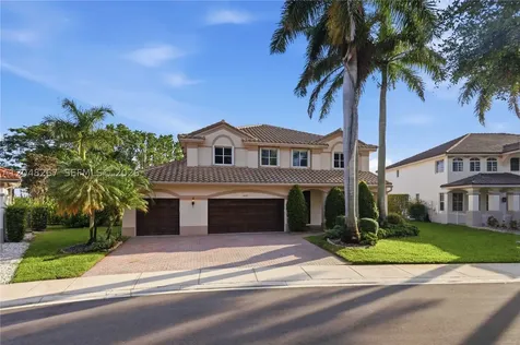 1419 Crossbill Court Weston FL 33327