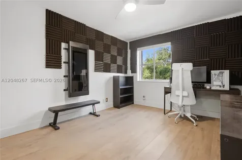 1419 Crossbill Court Weston FL 33327