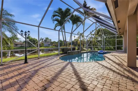 1419 Crossbill Court Weston FL 33327