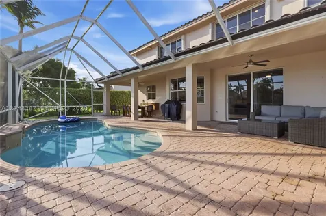 1419 Crossbill Court Weston FL 33327