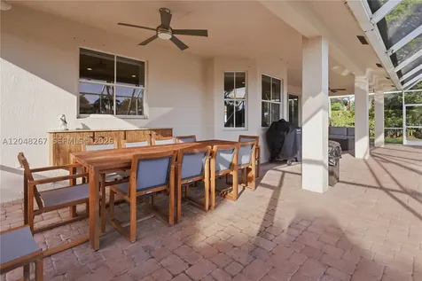 1419 Crossbill Court Weston FL 33327