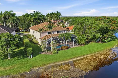 1419 Crossbill Court Weston FL 33327