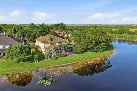 1419 Crossbill Court Weston FL 33327