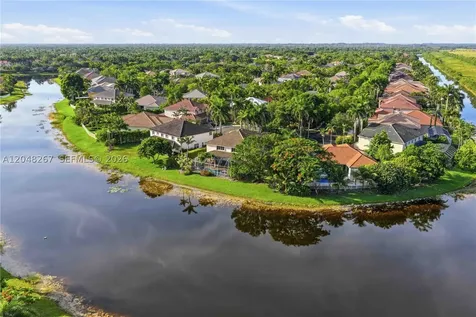 1419 Crossbill Court Weston FL 33327