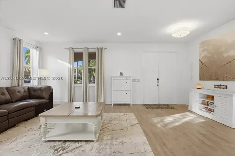 1419 Crossbill Court Weston FL 33327