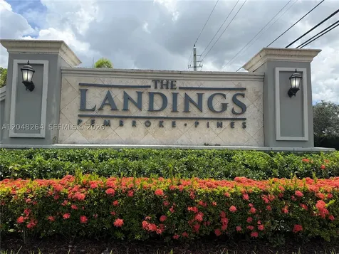 Pembroke Pines FL 33025