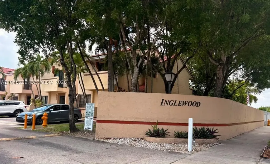 17908 NW 68th Avenue Hialeah FL 33015