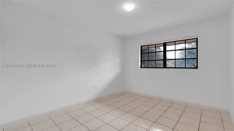 17908 NW 68th Avenue Hialeah FL 33015