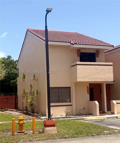 17908 NW 68th Avenue Hialeah FL 33015