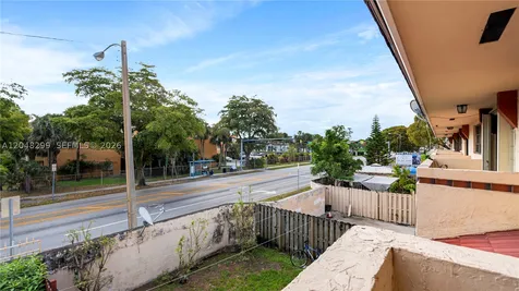17908 NW 68th Avenue Hialeah FL 33015