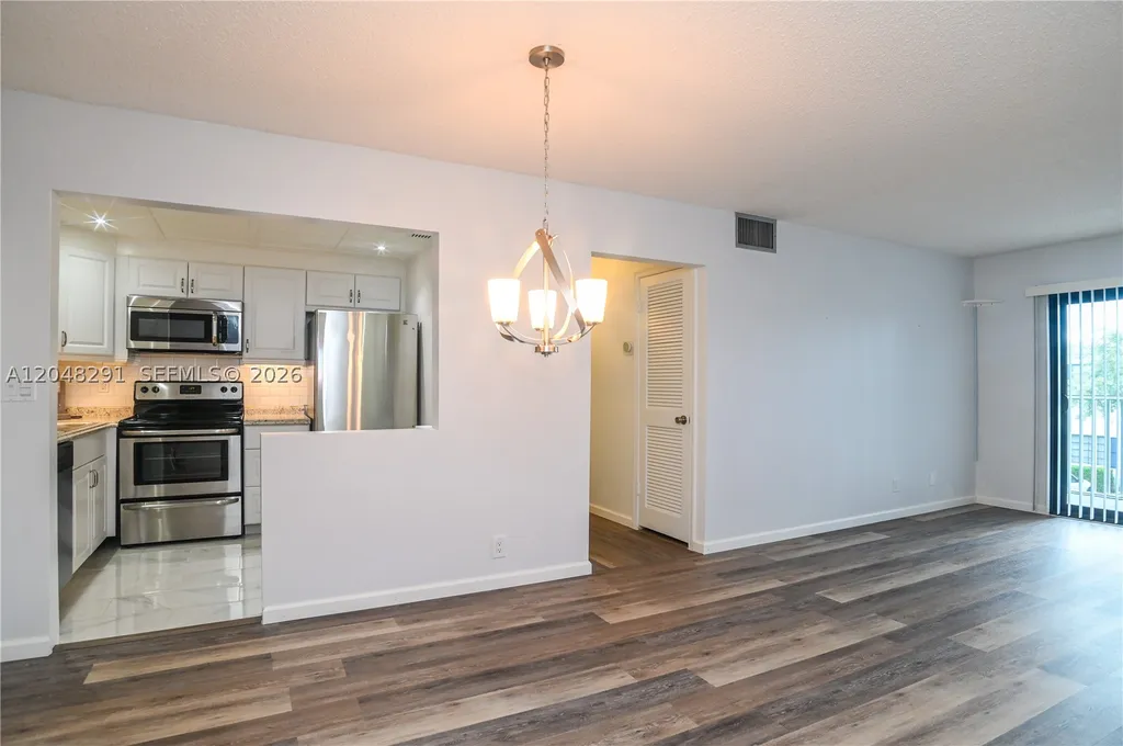 130 Cypress Club Drive Pompano Beach FL 33060