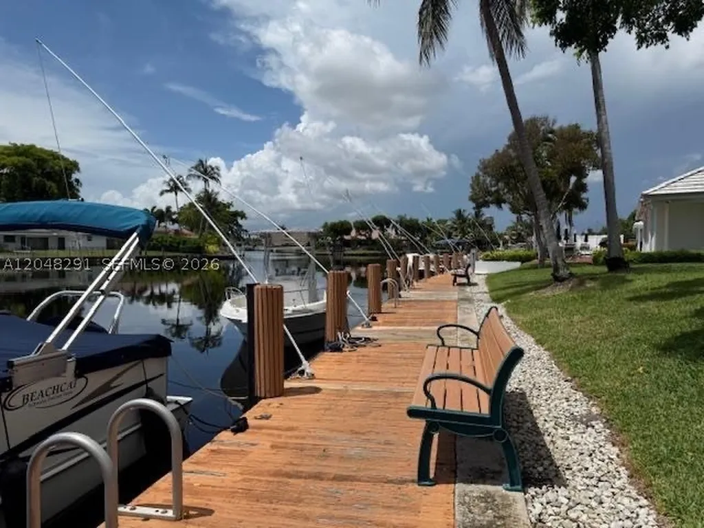 130 Cypress Club Drive Pompano Beach FL 33060