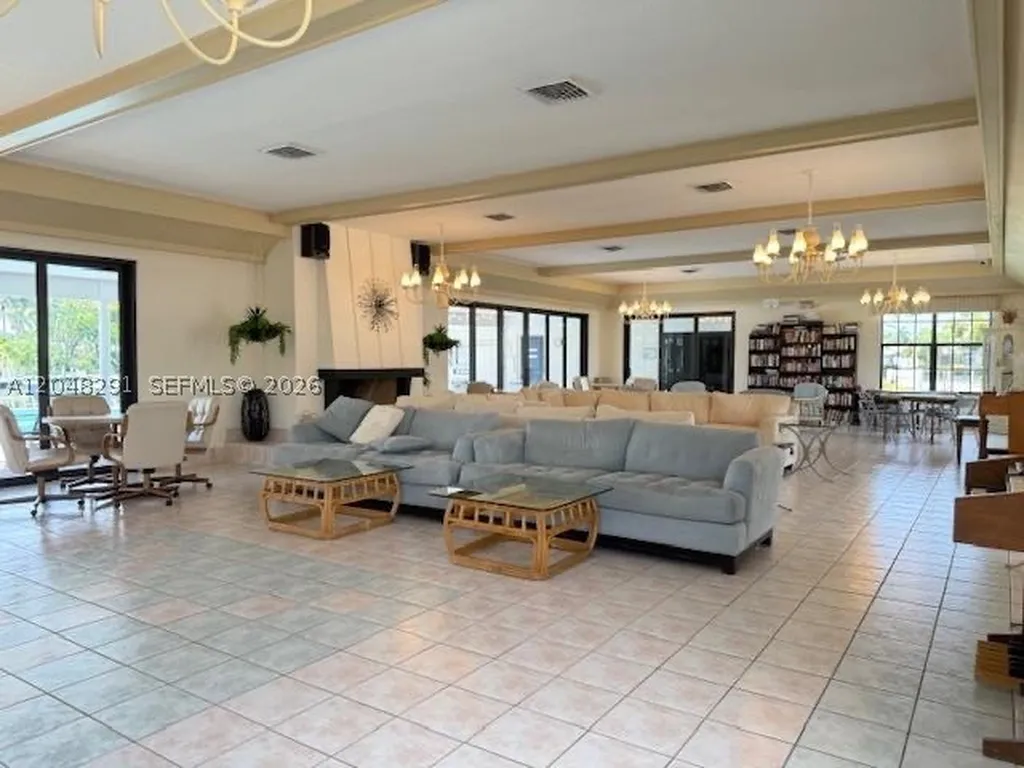 130 Cypress Club Drive Pompano Beach FL 33060