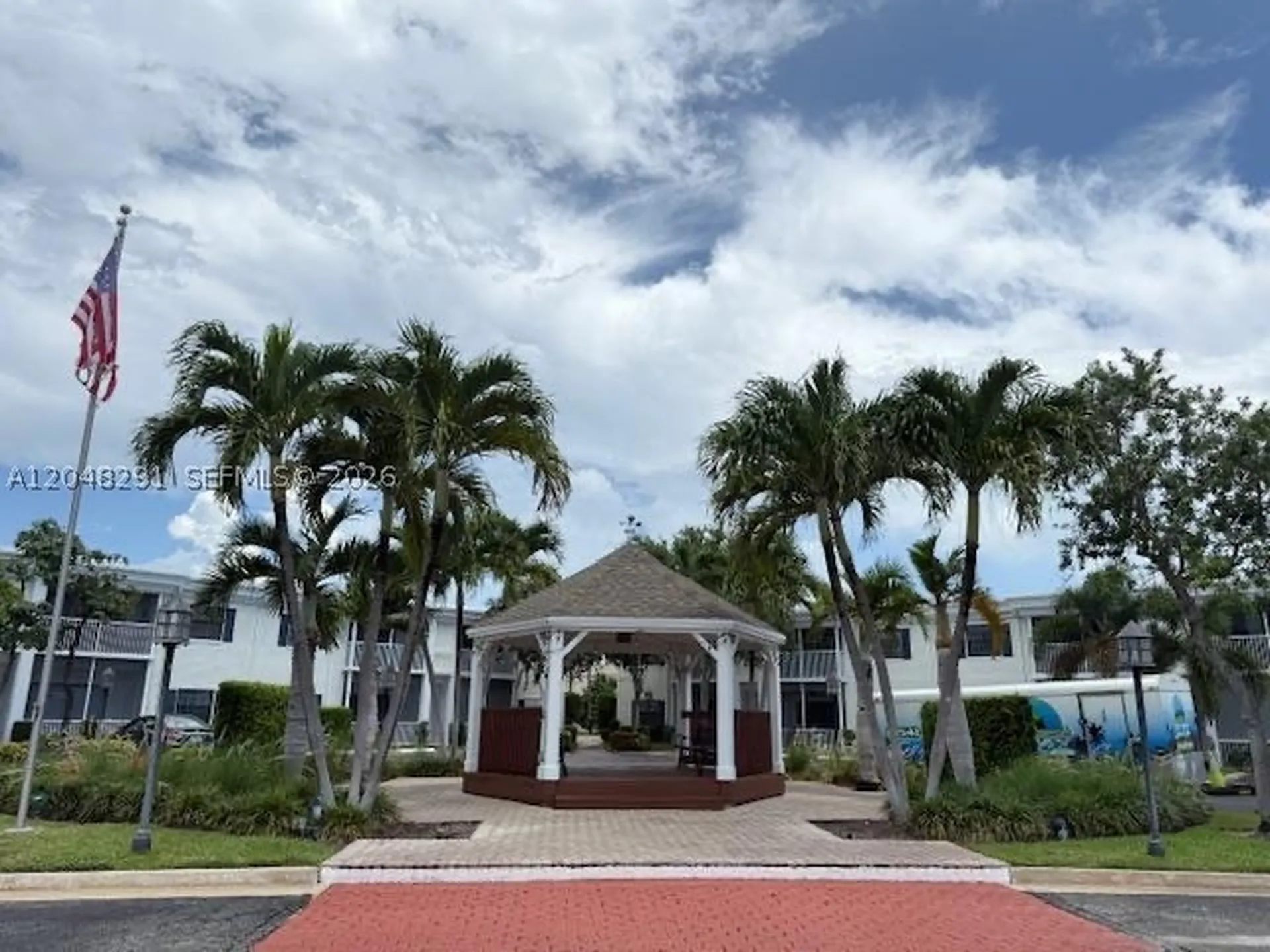 130 Cypress Club Drive Pompano Beach FL 33060