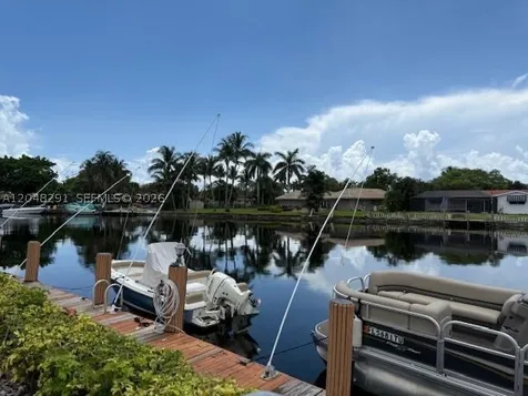 130 Cypress Club Drive Pompano Beach FL 33060