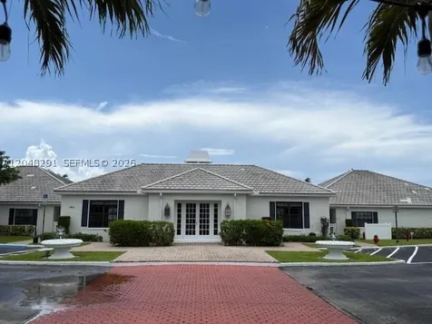130 Cypress Club Drive Pompano Beach FL 33060