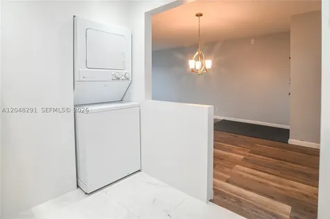 130 Cypress Club Drive Pompano Beach FL 33060