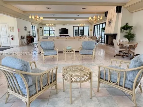 130 Cypress Club Drive Pompano Beach FL 33060