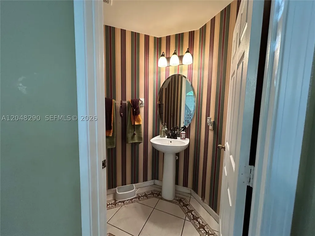 10386 NW 7th Street Coral Springs FL 33071