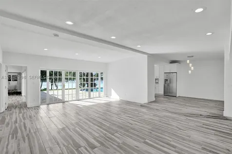 19260 NE 22nd Avenue North Miami Beach FL 33180