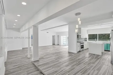19260 NE 22nd Avenue North Miami Beach FL 33180