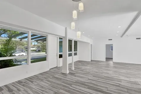 19260 NE 22nd Avenue North Miami Beach FL 33180