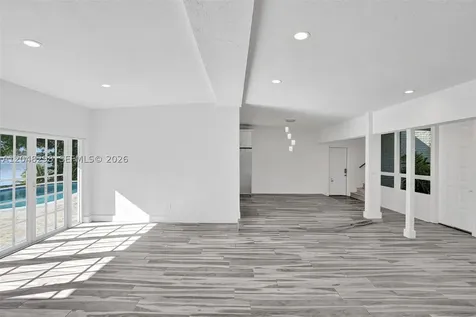 19260 NE 22nd Avenue North Miami Beach FL 33180