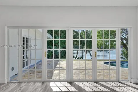 19260 NE 22nd Avenue North Miami Beach FL 33180