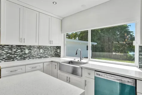 19260 NE 22nd Avenue North Miami Beach FL 33180