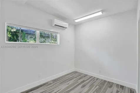 19260 NE 22nd Avenue North Miami Beach FL 33180
