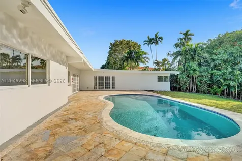 19260 NE 22nd Avenue North Miami Beach FL 33180