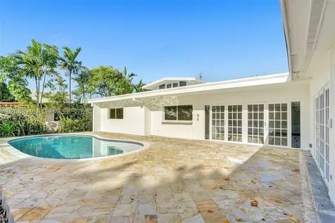 19260 NE 22nd Avenue North Miami Beach FL 33180