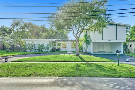 19260 NE 22nd Avenue North Miami Beach FL 33180