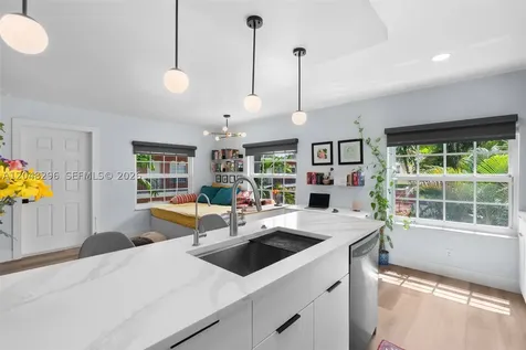 1405 Miami Road Fort Lauderdale FL 33316