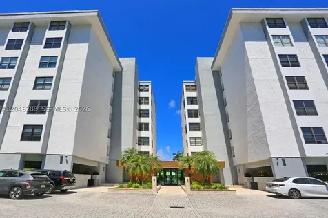 9660 W Bay Harbor Drive Bay Harbor Islands FL 33154