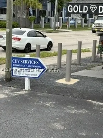 4603 N Armenia Tampa FL 33603